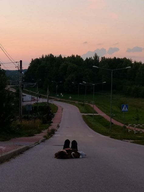 Layed Back Aesthetic, Laying On The Road Aesthetic, Person On Phone Aesthetic, Lying On The Ground Aesthetic, Lying On The Road Aesthetic, Lying On The Floor Aesthetic, Laying On The Floor Aesthetic, People Watching Aesthetic, Laying Down Aesthetic