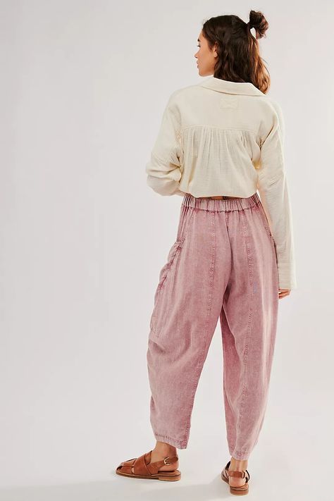 High Road Pull-On Barrel Pants | Free People Barrel Leg Pants, Barrel Pants Outfit, Boho Spring Outfits, Loose Clothing Style, Natural Clothing Style, Spring Outfits Boho, Barrel Pants, Veruca Salt, Colorful Pants