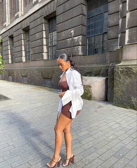 Date Night Outfit Summer Dinner Casual, Date Night Outfit With Braids, Black Woman Dinner Outfit, Casual Lunch Date Outfit Summer, Lunch Outfits Black Women, Brown Dinner Outfit, Woman Brunch Outfit, Lunch Date Outfit Summer, Family Brunch Outfit