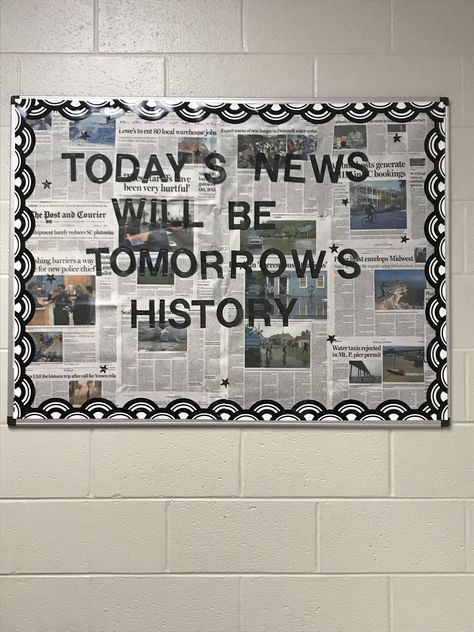 History Classroom Decorations High School, Highschool History Classroom, Teacher Bulletin Board Ideas High School, History Classroom Ideas High School, History Classroom Theme, Men’s Classroom Ideas, Social Studies Classroom Ideas, History Classroom Aesthetic, History Crafts