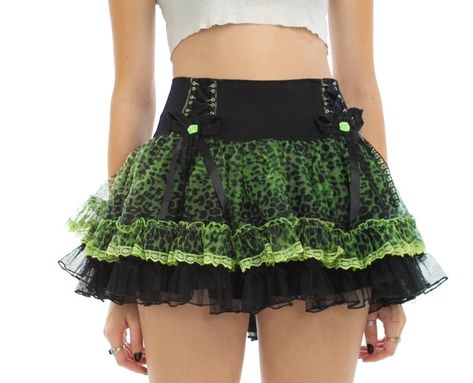 Scene Skirts, Green Scene Outfit, Scene Queen Outfit, Scene Skirt, Scenemo Dress, Emo Fitted Mini Skirt, Mall Goth Skirt, Monster High Clothes, Rave Fashion