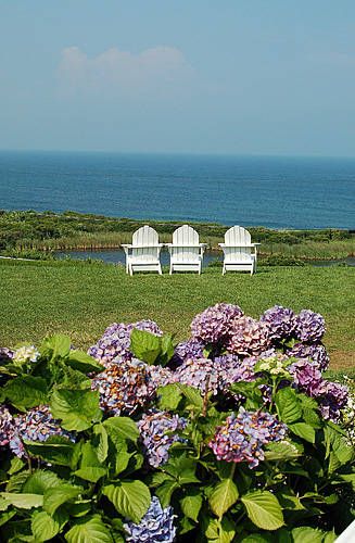 Block Island Rhode Island, Block Island, Beach Cottage, Island Travel, Summer Breeze, Beach Cottages, Oh The Places Youll Go, Nantucket, Rhode Island