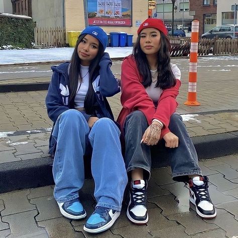 Foto Best Friend, Bff Matching Outfits, Bff Matching, Bestie Outfits, Matching Outfits Best Friend, Best Friend Outfits, Bff Outfits, Bff Photoshoot, Swag Girl Style