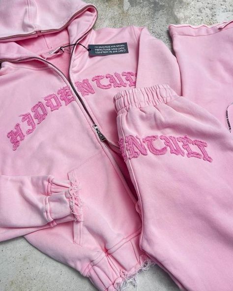 Hidden Cult, Pink Sweatsuit, Pink Tracksuit, February 3rd, Short Hoodie, Trendy Streetwear, Hoodie And Sweatpants, Hoodie Set, Mode Inspo