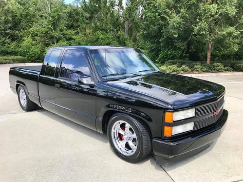 Klean ext-cab! #TagOwner #Str8_OBS 1997 Chevy Silverado, Chevy Obs, Chevy Trucks Silverado, Custom Cars Paint, Classic Truck, Gm Trucks, Dodge Trucks, Extended Cab, Chevy Truck