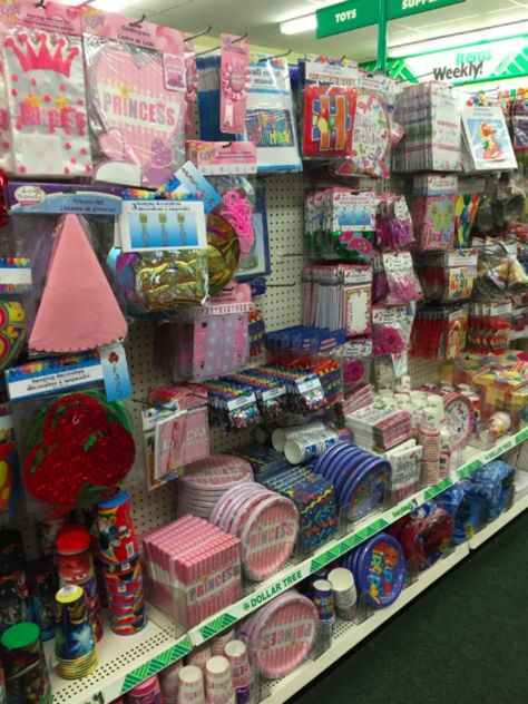 How to Have a Party For Less at the Dollar Store - Debt Free Spending Dollar Tree Birthday Decorations, Cheap Party Decor, Dollar Tree Birthday, Expensive Party, Party Favor Bags Diy, Tree Plates, Eyeball Halloween, Budget Birthday, Dollar Store Halloween Decorations