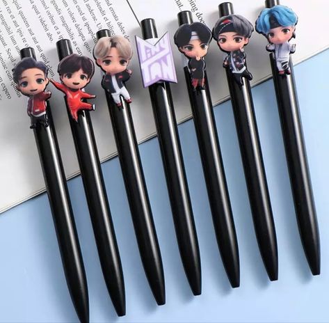 Suga Black, Mochila Kpop, Bts Mic Drop, Bts Mic, Bts School, Bts Bag, Army Accessories, Tiny Tan, Novelty Pen