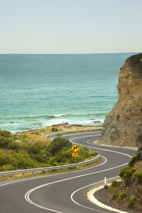 The Great Ocean Road - Australia stock images Smart Recovery, Roadtrip Australia, Australian Road Trip, Relapse Prevention, Road To Recovery, Road Photography, Great Ocean Road, Cycling Route, Sunset Nature