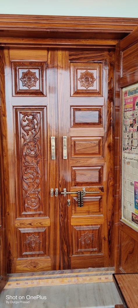 Double Main Door, Sagwan Wood Door Design, Wooden Double Door Design, Wooden Double Front Doors, बेडरूम डिजाइन, Main Door Design Photos, Plaster Ceiling Design, Pooja Door Design, Pop Design For Roof