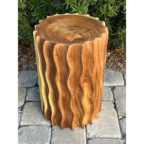 Sculptural side table comprised of reclaimed suar wood featuring hand-carved fluted sides with wave formation. This versatile piece can also be used as a stool or a pedestal. Each table is uniquely handcrafted and features variegated hues of exotic blonde wood against darker walnut colored wood. Can be used indoor or outdoor in covered area. Tree Stump Table Base, Oak Wood Projects, Wood Carving Ideas, Sculptural Side Table, Stool Diy, Raw Furniture, Log Stools, Wood Log Crafts, Diy Resin Table