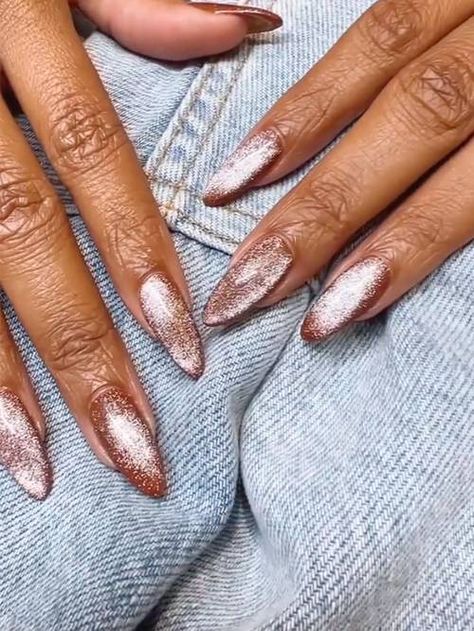 New Nail Trends 2022 Winter, Christmas Nails Velvet, Trendy Nails Winter 2022, How To Do Velvet Nails, Velvet Nails How To, Nail Trends Fall 2022, Latest Nail Trends 2022, Frosting Nails, Velvet Nails Acrylic