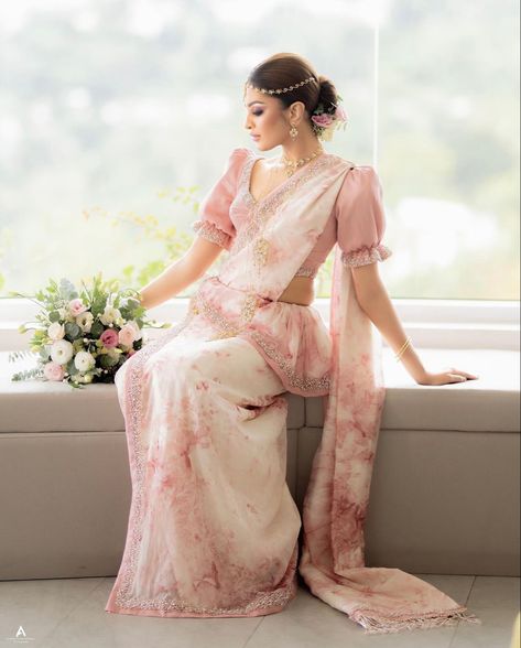 Sri Lankan Wedding Saree, Blush Floral Dress, Saree Jacket Designs, Engagement Saree, Saree Wearing Styles, Wedding Dress Bustle, Bridesmaid Saree, Fashionable Saree Blouse Designs, Wedding Dress Guide