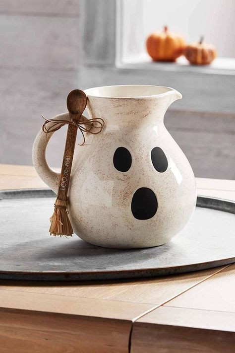 Mud Pie Ghost Pitcher Set, 96 oz | Spoon 6 1/4", White. As an Amazon Associate I earn from qualifying purchases. #halloween #decor #home #interior #design #holiday #season #fall #autumn #kitchen #pitcher #ghost #spooky #cute #celebration #festive #october Halloween Themed Drinks, Ceramic Ghost, Halloween Decor Diy, Adornos Halloween, Themed Drinks, Halloween Tattoo, Pitcher Set, Fall Halloween Decor, Wallpapers Iphone