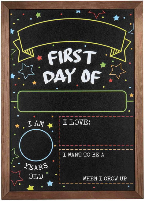 QUALITY CRAFT - Our framed 14" x 10" sign boasts a sturdy construction so you can use them for multiple kids every year DOUBLE SIDED - No need to keep track of multiple boards, our double-sided design allows you to photograph the first day of school in August, then simply flip it over for the last day of school in May First Day Of School Board, Kids Chalkboard, September Crafts, Bentgo Kids, Back To School Sign, Notes To Parents, School Chalkboard, Make School, Organizing Time