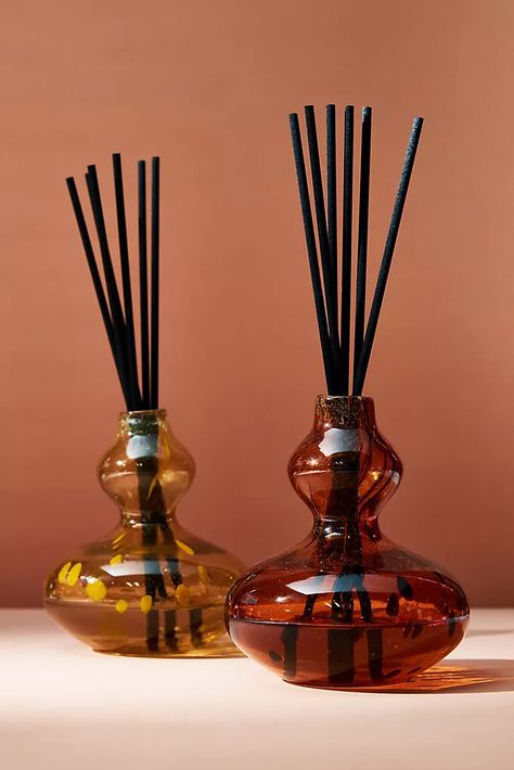 Homemade Reed Diffuser, Lux Candles, Reed Diffuser Decor, Luxury Diffuser, Reed Diffuser Bottle, Anthropologie Candle, Essential Oil Reed Diffuser, Diffuser Bottle, Candle Business