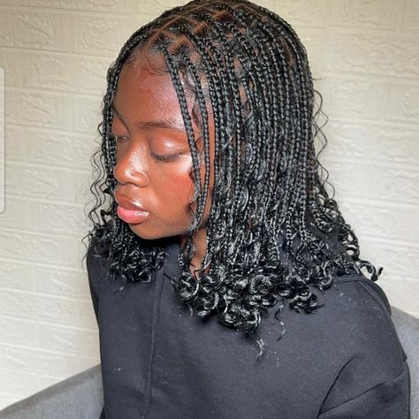 Cabello Afro Natural, Short Box Braids Hairstyles, Short Box Braids, Bohemian Braids, Goddess Braids Hairstyles, Box Braids Hairstyles For Black Women, Girls Natural Hairstyles, Cute Box Braids Hairstyles, Quick Braided Hairstyles