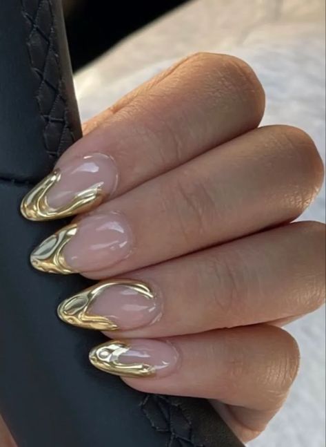 Here Are The 15 Coolest Fall 2024 Nail Trends To Obsess Over Golden Nails, Milky Nails, Formal Nails, Long Nail Designs, Gem Nails, Short Nail Designs, Elegant Nails, Prom Nails, Classy Nails