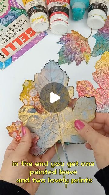 Leaf Art Print, Gel Plate Printing On Fabric, Gel Print Christmas Cards, Geli Prints Tutorials, Printing With Leaves, Gel Pad Printing, Gel Plate Art, Botanical Gelli Printing, Geli Print Art