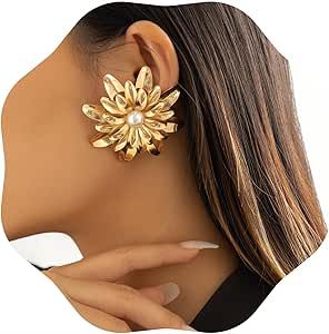 Girlssory Punk Large Flower Earrings Vintage Flower Studs Earrings Gold Big Flower Earrings Pearl Ear Studs Exaggerated Statement Earrings Jewelry for Women Teens and Girls Pearl Statement Earrings, Y2k Jewelry, Stud Style, Classic Earrings, Daisy Earrings, Big Earrings, Big Flowers, Flower Earrings Studs, Flower Studs