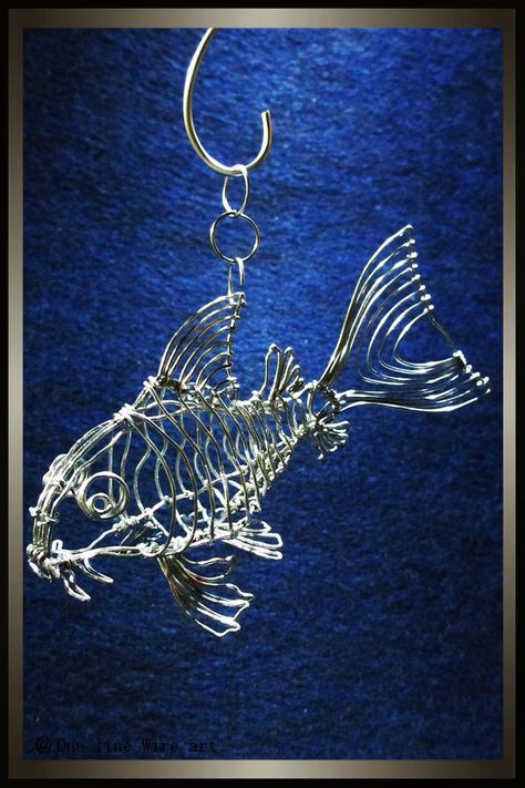 Wire_art fish | ワイヤーアート, ワイヤークラフト, コリドラス Fish Wire Sculpture, Corydoras Fish, Sculpture Wire Art, Wire Sculpting, Metal Wire Art, Wire Animals, 3d Drawing Pen, Wire Fish, Sculpture Wire