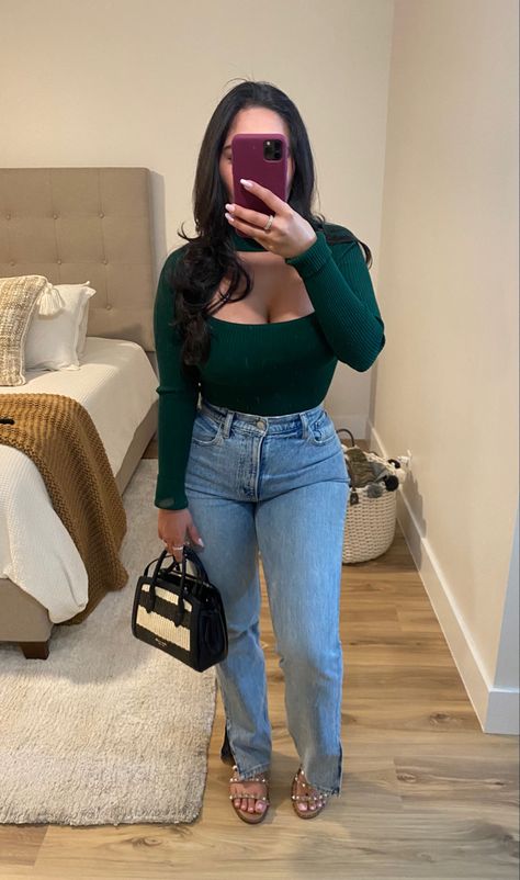 Jeans Sandals Outfit, Cute Bodysuit Outfits, Bodysuit With Jeans, Bodysuit Jeans, Jeans Sandals, Lunch Outfit, Blue Jean Outfits, Fasion Outfits, Jeans Outfit Casual