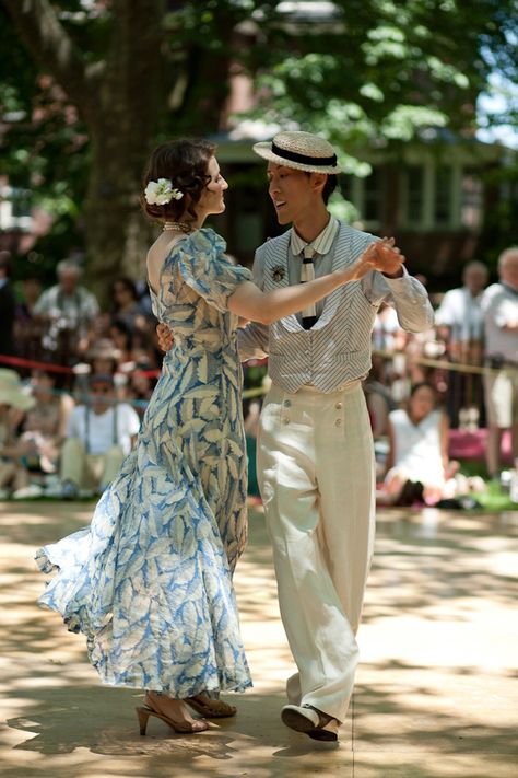 Lawn Party Outfit, Flower Bed Decor Ideas, Front Yard Flower Bed, Flower Bed Decor, Jazz Age Lawn Party, Jazz Party, Butterflies And Hummingbirds, Governors Island, Lawn Party