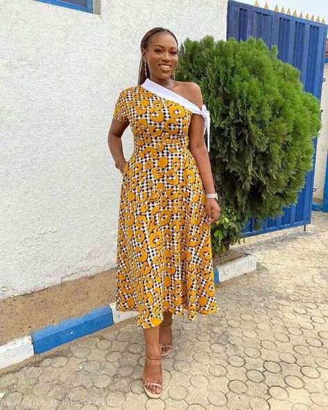 Stunning Ankara A-Line/Flare Dresses for a Stunning Look Ankara Flare Gowns, Ankara Flare Gown, Dresses For Church, South African Traditional Dresses, Hand Dress, Ankara Long Gown Styles, Stylish Maxi Dress, Flare Dresses, Ankara Gown Styles