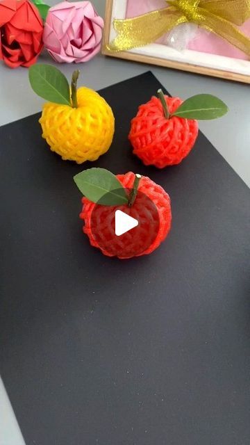 Fruit Net, Art Kindergarten, Ecofriendly Crafts, Creative Mom, Upcycled Art, Diy Basket, Christmas Gift Baskets, Easy Paper Crafts, Craft Inspiration