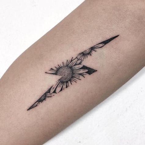 Lightning Bolt Tattoo: Meaning and Designs | Art and Design Western Lightning Bolt Tattoo, Lightning Bolt Tattoo Design, Lighting Bolt Tattoo Women, Small Lightning Tattoo, Lightning Bolt Tattoo Meaning, Amy Tattoo, Thunder Tattoo, Lightning Bolt Tattoo, Lightning Tattoo