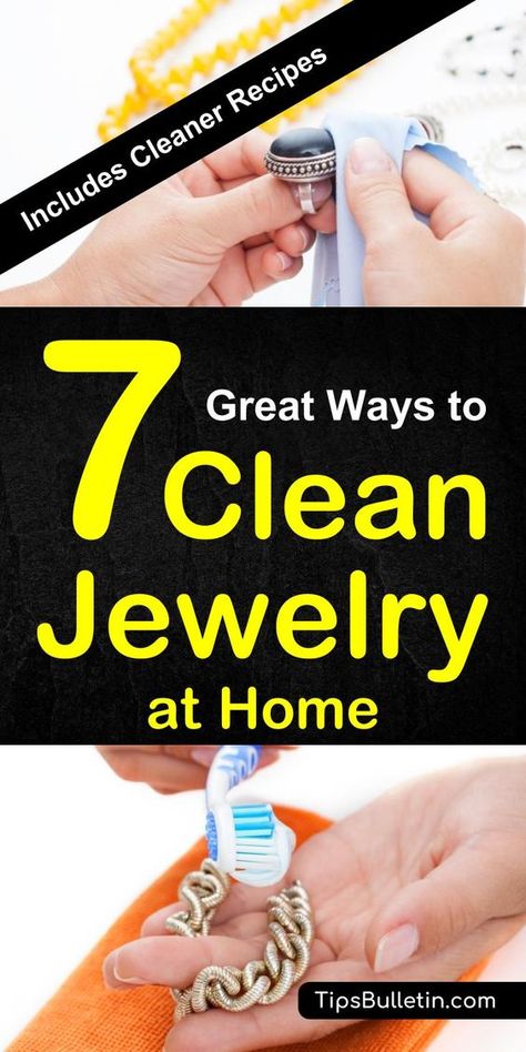 Clean Jewelry At Home, Emergency Hacks, Gold And Diamond Rings, Random Hacks, Jewelry Cleaner Diy, How To Clean Diamonds, Clean Jewelry, Baking Soda Vinegar, Jewelry Cleaning