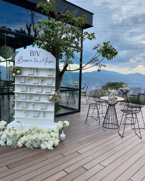 Decoración Bodas Campestres medellin (@zaratogabodasyeventos) • Instagram photos and videos Wedding Inspo, Instagram Photos, Instagram, Medellin