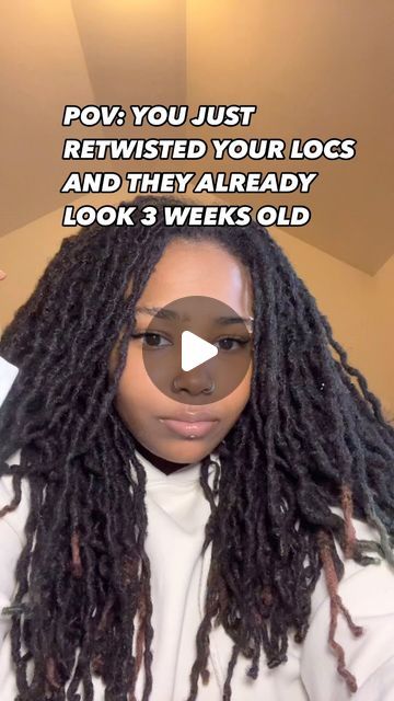 🧿 on Instagram: "Swear you have to do the upmost bullshit for your retwist to last!!! Gotta get it styled, wear the bonnet, try not to sweat & some more shit & it still ends up looking crazy after a week or two 😭😭😭 this is why I only do a few a year. The only thing that lasts is interlocking but my interlocking lady was too rough so I had to move on lol. HOWWWW DO YALL MAINTAIN THE FRESH LOOK? After putting in hours of work doing my hair, I’d like for it to last a little while atleast   •  •  •  • #starterlocs #coils #locstyles #locs #combcoils #healthylocs #loclife #coloredlocs #locjourney #longlocs #starterlocs #locstyles #womenwithlocs #healthylocs #locinspo #location #dreadhead #dreadlocks #explore #viral #retwist" Easy Retwist Locs Style, Interlocks Locs, How To Retwist Your Own Locs, Retwist Locs Style, Interlocking Locs, Locs Retwist, Doing My Hair, Dreadlocks Styles, Starter Locs