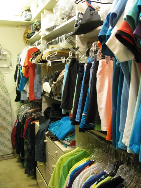 Ineffective use of space Messy Wardrobe, Closet Diy, Diy Closet, Custom Closets, Wardrobe Rack, Wardrobe, Closet, Quick Saves, Design