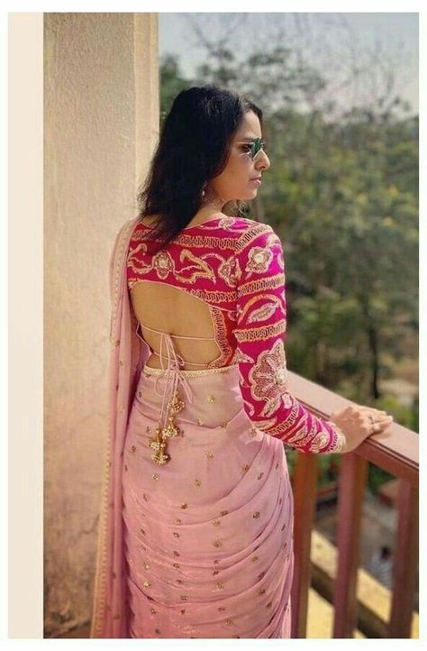 blouse designs back side simple | blouse designs deep neck | blouse designs for lehenga front and ba Choli Blouse Design, Slides Outfit, Blouse Designs Catalogue, New Saree Blouse Designs, Backless Blouse Designs, Fashionable Saree Blouse Designs, Blouse Back Neck Designs, Blouse Design Images, Blouse Designs Indian