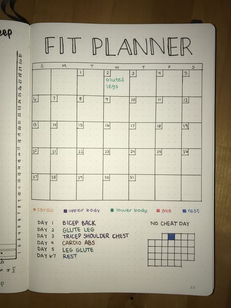 Great way to organize your monthly workout plan. It’s really satisfying and stirring to see the month completed and filled with your workout days. I could even add a No Cheat Day habit tracker. Really recommend. Notebook Workout Plan, Workout Plan Journal Ideas, Workout Habit Tracker, Monthly Workout Planner, Sport Planner, Gym Journal, Planer Book, Planning Sport, Blow Dry Short Hair