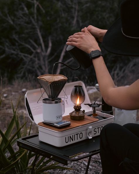 Pouring over good vibes. ☕🍃 Thank you for taking the time to view my content! If you get inspired by what you see, please consider following @chaseprettyplaces or pass it along to your coffee and outdoor-loving companions. DM to collaborate. 🤝 . . . #unito #toyosteel #simplepleasures #getoutdoors #coffeeadventure #coffeepeople #outdoorcoffee #slowliving #coffeewithaview #coffeeoutdoors #specialtycoffee #campcoffee #coffeemoments #coffeebrewing #coffeeculture #slowmoments #createtoinspire ... Coffee And Camping, Coffee House Photoshoot, Coffee Camping, Camping Setup, Camping Kitchen, Chill Time, Camping Aesthetic, Camp Vibes, Camping Coffee