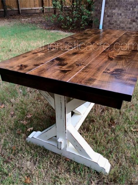 #roomdecor #luxurylife #ideas #homestead #banheiro #relax #houses #modern #interiordesign #architects Big Farmhouse, Wooden Kitchen Table, Farmhouse Patio, Lodge Decor, College Station, Farmhouse Dining Table, Table Dining, Farmhouse Furniture, Wide Plank