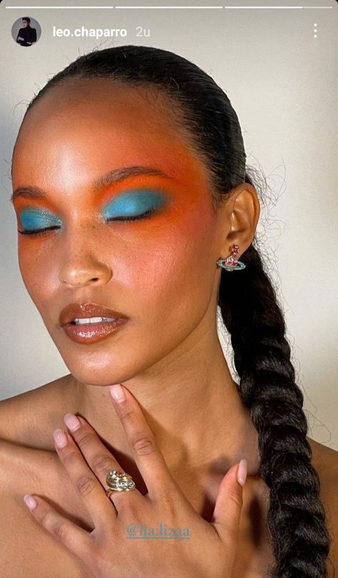 Bold Fall Makeup Looks, Complementary Makeup Looks, Contrast Eye Makeup, Colour Block Makeup, Fall Editorial Makeup, Orange And Pink Makeup, Bold Eye Makeup Looks, Leo Makeup, Eccentric Makeup