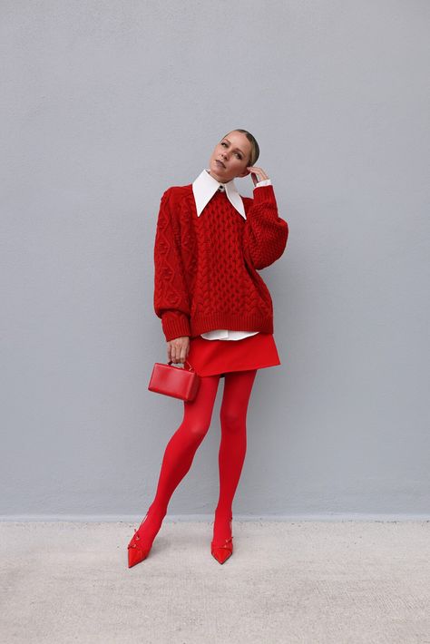 Red Tights Outfit, White Tights Outfit, Colored Tights Outfit, Tights Outfits, Lookbook Inspiration, Red Tights, Spring Fashion Outfits, Pinterest Outfits, Fashion Mistakes