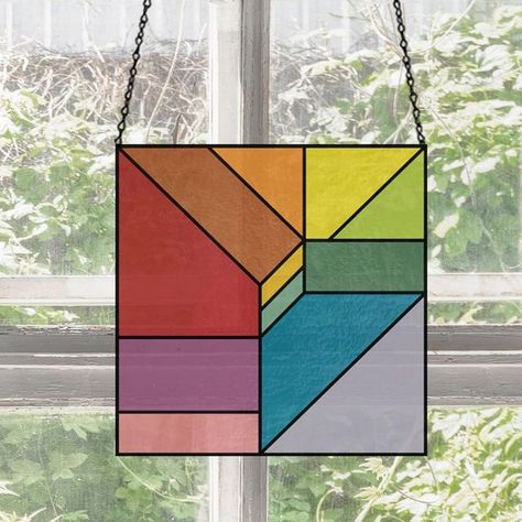 Modern Stained Glass Patterns on Instagram: "New pattern! This minimalist square is the optical geometric pattern. A client had asked me to design more geometric patterns for beginners with straight lines and up to 13 pieces for a class she's teaching. I am ON IT 😂 Of course then I had to throw a bunch of color on it because I'm me! Now available in the Etsy shop and on the website 🎉 #stainedglass #pattern #patterndesign #stainedglasspattern #beginner #square #rainbow #colors" Geometric Window Design, Straight Line Stained Glass Patterns, Stained Glass Art Square, Stained Glass Modern Design, Stained Glass Simple Patterns, Simple Stained Glass Pattern, Stained Glass Beginner Patterns, Stained Glass Geometric Patterns, Easy Stained Glass Patterns For Beginners