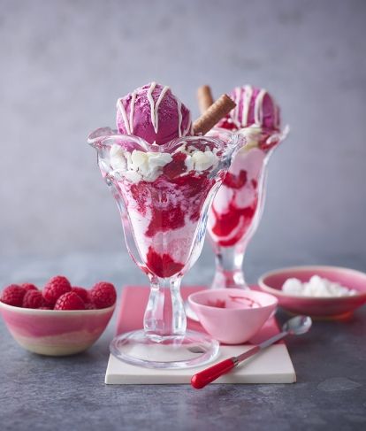 Carnation | Raspberry Ice Cream Sundae Fancy Ice Cream, Sundae Recipes, Ice Cream Sunday, Ice Cream Sundaes, Raspberry Ice Cream, Easter Desserts Recipes, Yummy Ice Cream, Quick Easy Desserts, Scrumptious Desserts