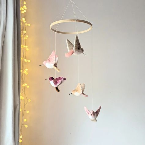 Birds Baby Mobile, Nursery Mobile Girl, Crib Mobile Girl, Nature Nursery, Birds Baby Shower, Hummingbirds Mobile, Bird Baby Mobile - Etsy Bird Nursery Theme Girl, Bird Nursery Theme, Crib Mobile Girl, Nursery Mobile Girl, Nature Nursery, Bird Baby Shower, Mobile Girl, Bird Nursery, Girl Nursery Themes