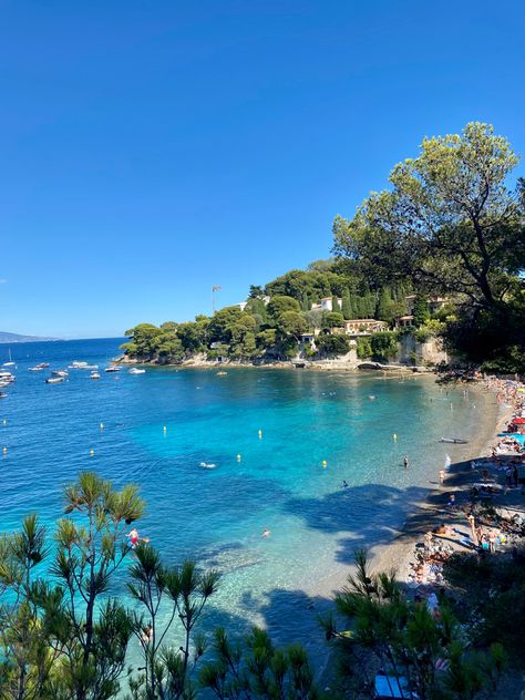 Paloma Beach, Saint Jean Cap-Ferrat #southoffrance #cotedazur #aesthetic #beach Paloma Beach, Saint Tropez Beach, Summer In The South, St Tropez France, French Beach, France Aesthetic, French Summer, South France, San Tropez