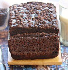 Gingerbread Cakes, Scones Vegan, Chickpea Flour Recipes, Chocolate Banana Bread Recipe, Healthy Flour, Flours Banana Bread, Chocolate Banana Muffins, Vegan Chickpea, Free Power