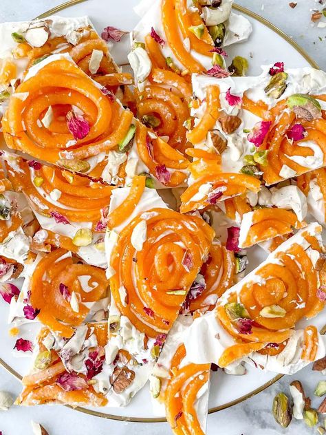 White Chocolate Jalebi Bark - Sweet Simple Masala Diwali Sweets Recipe, Easy Indian Dessert, Tea Cake Cookies, White Chocolate Bark, Diwali Sweets, Diwali Food, Sweet Meat, Indian Dessert Recipes, Indian Sweet