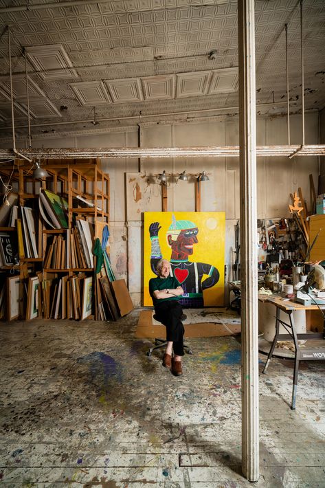 A look inside New York’s historic artist lofts, the last of their kind Art Loft Apartment, Art Studio Industrial, Nyc Artist Loft, Artist Warehouse, Artist Loft Apartment, Loft Art Studio, New York Loft Apartment, Artist Apartment, Artists Loft