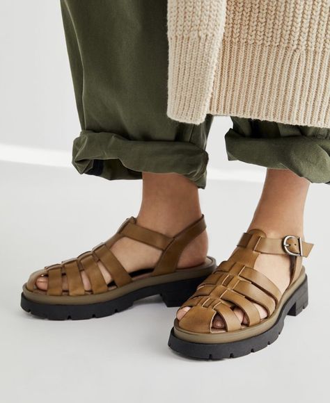 Fisherman Sandals Outfit, Fisherman Style, Sandals Outfit, Fisherman Sandals, Leather Oxford Shoes, Katie Holmes, Chunky Platform, Mode Inspo, Up Girl