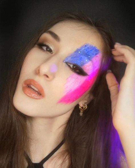 Lgbtq Makeup Ideas, Bisexual Flag Makeup, Bi Flag Makeup, Trans Pride Makeup, Bi Pride Makeup, Bisexual Pride Makeup, Bisexual Nails, Bi Makeup, Bisexual Makeup