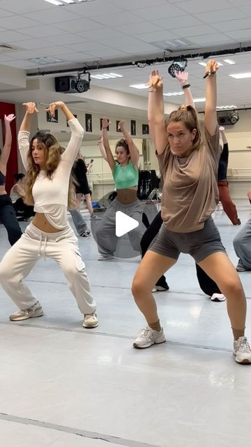 Ralph Beaubrun Dance Classes on Instagram: "🔥🔥🔥🔥🔥🔥🔥" Zumba Workouts, Best Dance Moves, Fun Dances To Learn, Salsa Baile, Dancing Tiktoks, Zumba Workout Videos, Cheer Dance Routines, Exercise Dance, Zumba Dance Workouts