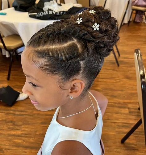 Black Girls Hairstyles Flower Girl, Flower Girl Hairstyles Toddler Updo, Black Flower Girl Hairstyles Braids, Wedding Junior Bridesmaid Hair, Little Toddler Girl Hairstyles African Americans, Wedding Hairstyles For Little Kids, Flowergirl Hairstyle For Toddler, Curly Flower Girl Hairstyles, Flower Girls Hairstyles Black Kids